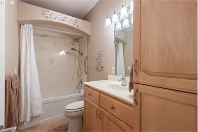 13767 N Bank Rd, Roseburg, OR 97470 - Photo 31