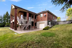 13767 N Bank Rd, Roseburg, OR 97470 - Photo 5