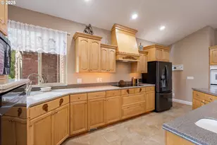 13767 N Bank Rd, Roseburg, OR 97470 - Photo 19