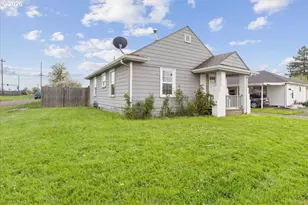 704 16th Ave, Albany, OR 97321 - Photo 3