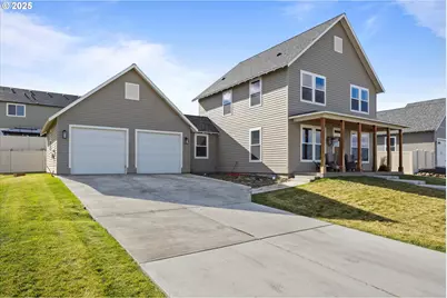 4 Lewis Cir, Milton-Freewater, OR 97862 - Photo 1