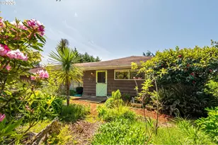 2335 Woodland Dr, Coos Bay, OR 97420 - Photo 3