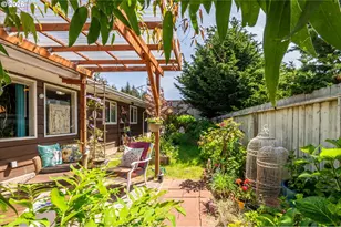 2335 Woodland Dr, Coos Bay, OR 97420 - Photo 33