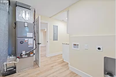 889 Olalla Rd, Toledo, OR 97391 - Photo 29