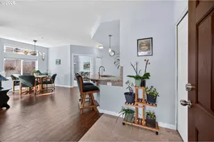 14810 SW Sandhill Loop, Beaverton, OR 97007 - Photo 9