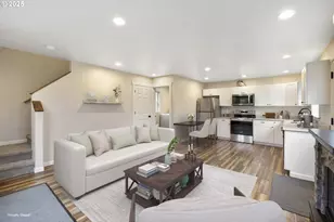 130 W 1st Ave, Estacada, OR 97023 - Photo 7