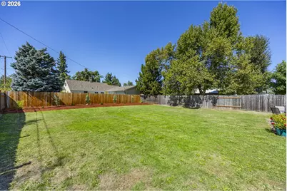 545 S 8th St, Cottage Grove, OR 97424 - Photo 39