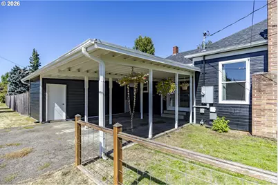 545 S 8th St, Cottage Grove, OR 97424 - Photo 31