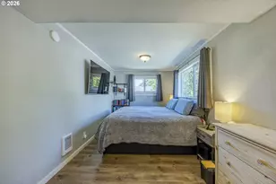 545 S 8th St, Cottage Grove, OR 97424 - Photo 23