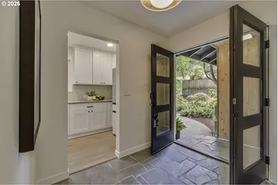 930 Obrien St, Lake Oswego, OR 97034 - Photo 3