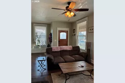 518 NW 4th St, Pendleton, OR 97801 - Photo 5