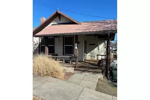 518 NW 4th St, Pendleton, OR 97801 - Photo 3