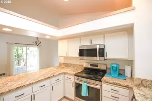 3330 31st St, Florence, OR 97439 - Photo 9