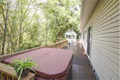 3330 31st St, Florence, OR 97439 - Photo 25