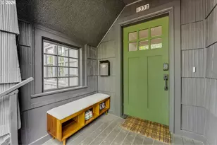 1332 NE Fremont St, Portland, OR 97212 - Photo 7