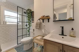 1332 NE Fremont St, Portland, OR 97212 - Photo 13