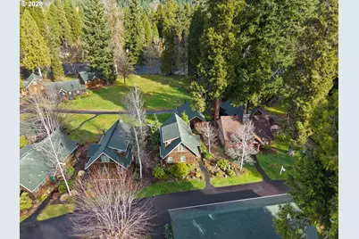 56483 McKenzie Hwy #15, McKenzie Bridge, OR 97413 - Photo 3