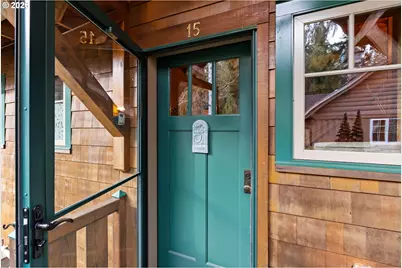 56483 McKenzie Hwy #15, McKenzie Bridge, OR 97413 - Photo 3