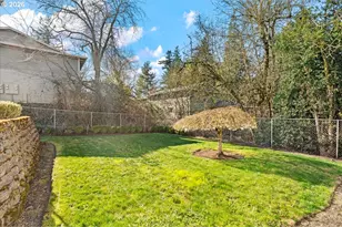 4081 Hawthorne Ave NE, Salem, OR 97301 - Photo 5