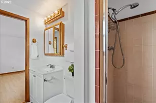 4081 Hawthorne Ave NE, Salem, OR 97301 - Photo 27