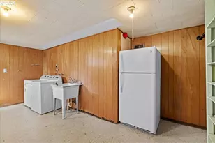 4081 Hawthorne Ave NE, Salem, OR 97301 - Photo 37