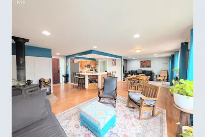 10408 S E St, Island City, OR 97850 - Photo 11