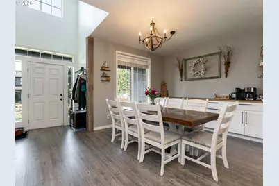 307 NW 104th St, Vancouver, WA 98685 - Photo 5