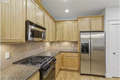 10727 SW Nelson St, Tualatin, OR 97062 - Photo 15