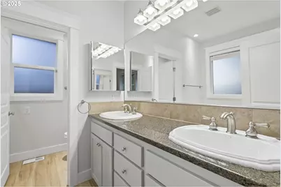 10727 SW Nelson St, Tualatin, OR 97062 - Photo 21