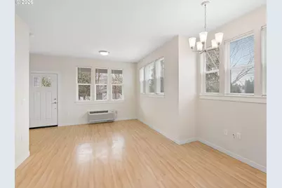 138 NE 109th Ave, Portland, OR 97220 - Photo 7