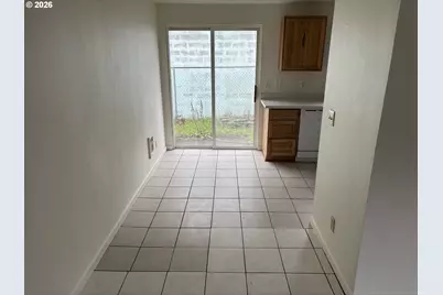 2523 SE 138th Ave, Portland, OR 97236 - Photo 27