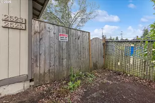 2523 SE 138th Ave, Portland, OR 97236 - Photo 21