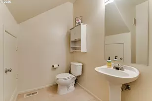5304 Wales Dr, Eugene, OR 97402 - Photo 13