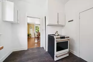 3504 SE Sherman St, Portland, OR 97214 - Photo 11