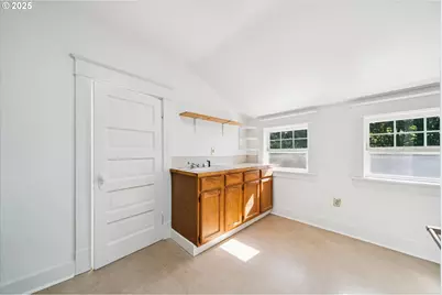 3504 SE Sherman St, Portland, OR 97214 - Photo 25