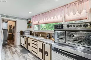 4504 SE 85th Ave, Portland, OR 97266 - Photo 11