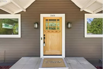 2406 SW Troy St, Portland, OR 97219 - Photo 7