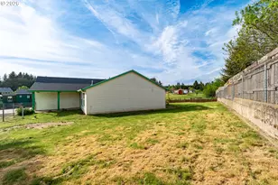 506 E Jones St, Yacolt, WA 98675 - Photo 41