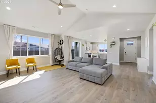 4522 SE 63rd Ave, Hillsboro, OR 97123 - Photo 9