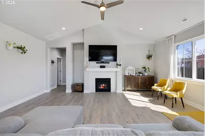 4522 SE 63rd Ave, Hillsboro, OR 97123 - Photo 7