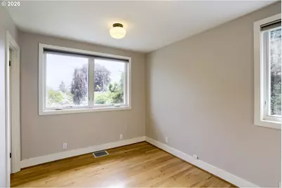 904 SE 70th Ave, Portland, OR 97215 - Photo 23