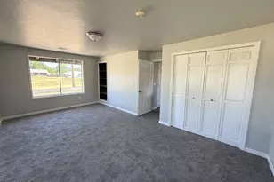 236 De Barr Ave, Medford, OR 97501 - Photo 13
