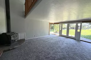 236 De Barr Ave, Medford, OR 97501 - Photo 5