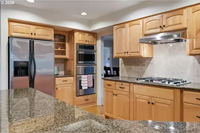 14735 SW Peachtree Dr, Tigard, OR 97224 - Photo 13