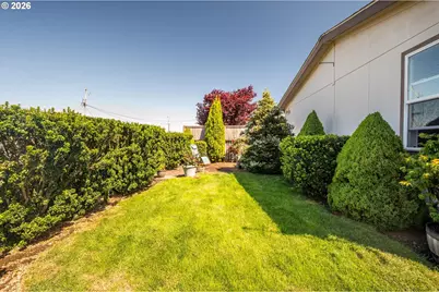 130 S 11th St, Lakeside, OR 97449 - Photo 7
