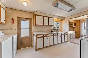 2681 SE River Rd, Hillsboro, OR 97123 - Photo 13