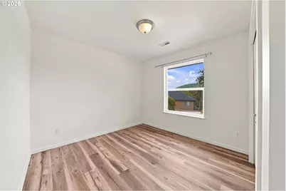 106 SE Lebleu Ln, Winston, OR 97496 - Photo 19