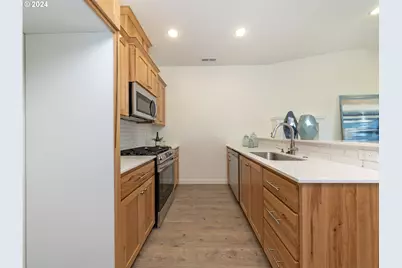 2366 Kingwood St, Forest Grove, OR 97116 - Photo 7