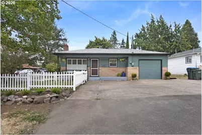 1402 SE Court Ave, Roseburg, OR 97470 - Photo 1