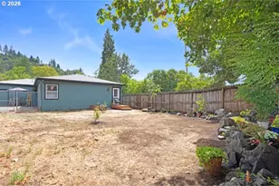 1402 SE Ct Ave, Roseburg, OR 97470 - Photo 23